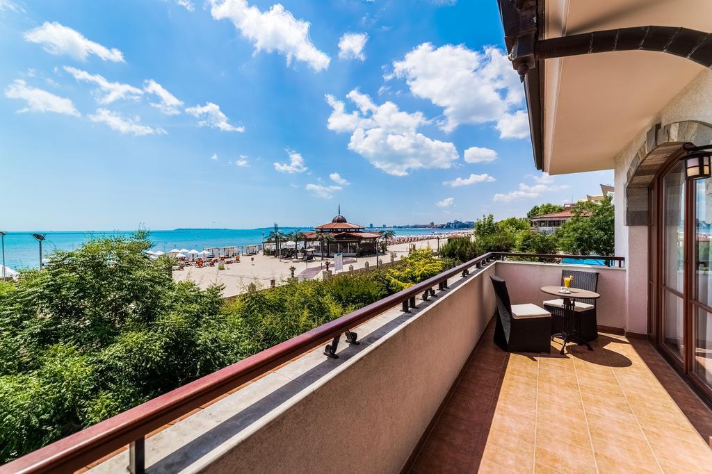 Helena Vip Villas And Suites ซันนีบีช ภายนอก รูปภาพ